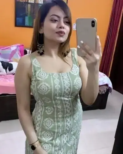 Call Girl in Yusmarg